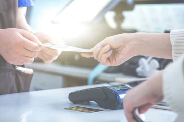 Tư vấn sử dụng thẻ